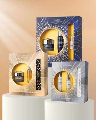 🎁 Darujte péči, která aktivuje přirozený potenciál pleti. Objevte kompletní přehled řad na našem e-shopu a objednejte tu,...